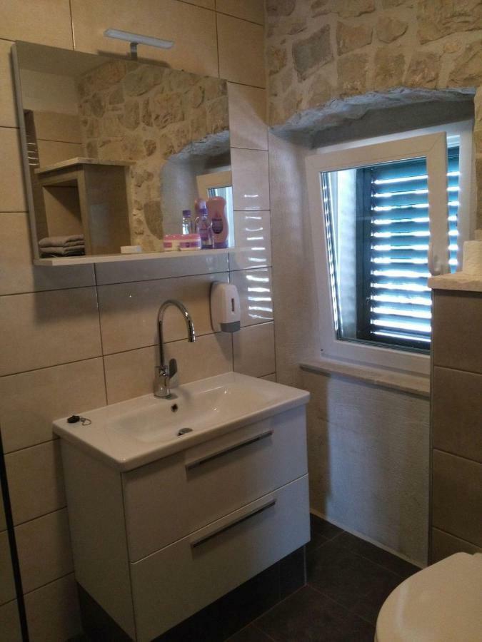 Apartment Buga سلاتين المظهر الخارجي الصورة